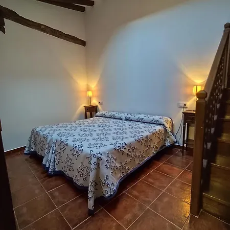 Rurales El Pozo * Villanueva De La Vera